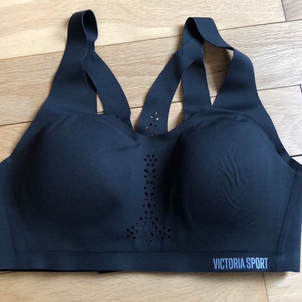 Victoria’s Secret Angel Max Sports Bra